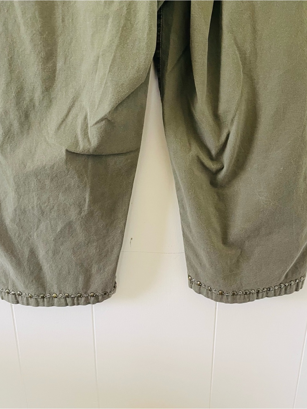 Ruby Rd. Olive Green Drawstring Capris - Picture 7 of 8